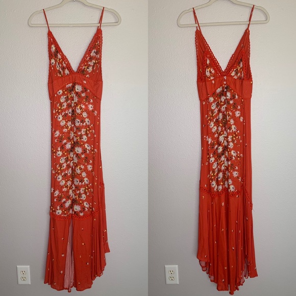 Free People Paradise Printed Maxi Dress in Red New - Picture 2 of 8